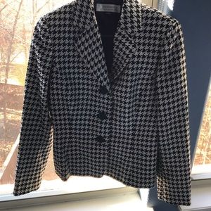 Talbots blazer worn once size 6.